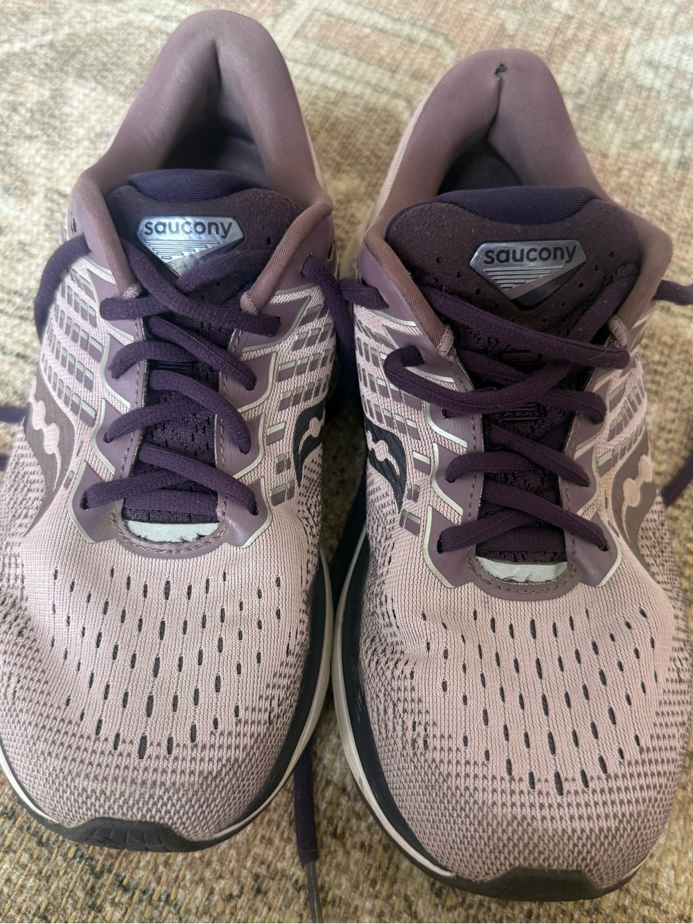 💜saucony Purple Running Shoes Size 9